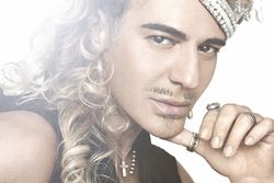 John Galliano stämd igen – av sin advokat