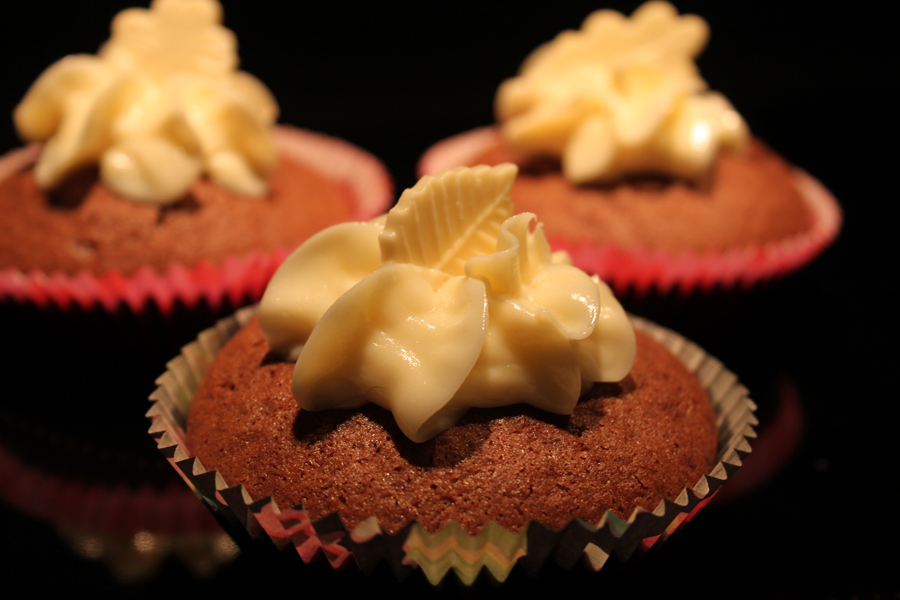 Whoppies och Muffins med vit chokladfrosting