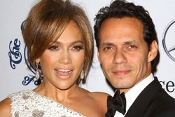 Marc Anthony ville förbjuda J.Lo att klä sig för sexigt
