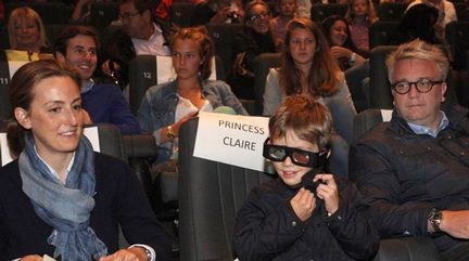 Prins Laurent en kids naar De Smurfen