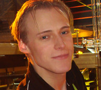 Inför Melodifestivalen 2012: Poplights chefredaktör Gustav Dahlander värvas av SVT