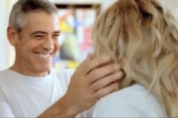 VIDEO: George Clooney gifter sig – i Norge