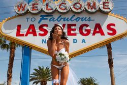 BildExtra: Här är kändisarna som gift sig i Vegas