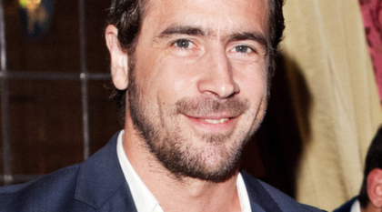 Ola Rapace säljer sin gård