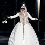 Lady Gaga samarbetar med Barney’s i jul!