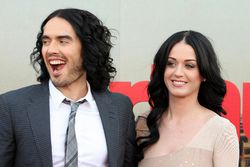 Katy Perry slänger ut Russel Brand