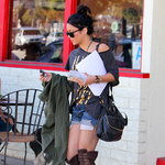 Vanessa Hudgens street style!