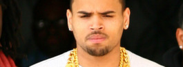 Chris Brown utreds för stöld av mobiltelefon
