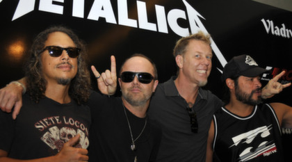 Metallica anordnar egen festival