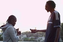 LYSSNA: Snoop Doggs dotter släpper låt om pappa