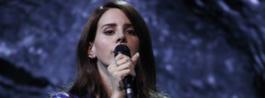 Kolla in: Lana Del Rey sjunger Kasabians låt