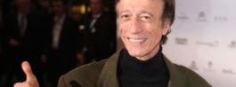 Robin Gibb har vaknat ur koman: Han nickar