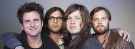 Basisten i Kings of Leon har förlovat sig