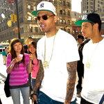 Chris Brown avslöjar att han fortfarande älskar Rihanna! (Video)