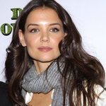 Åh nej! Katie Holmes överväger att ta tillbaka Tom Cruise!