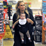 Supermamma Molly Sims i mataffären!