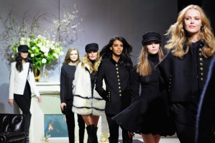 VIDEO: H&M fashion show på Paris Fashion Week
