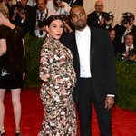 Kim Kardashian övertalade Kanye West att vara med på inspelad baby shower!