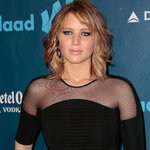 Jennifer Lawrence tappar hår- måste klippa av det!