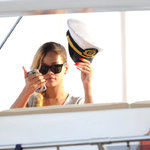 Kapten Rihanna unnade sig ledigt på en lyxjakt i Turkiet!