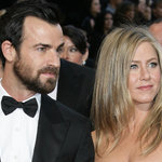 Jennifer Aniston och Justin Theroux skjuter upp bröllopet igen!