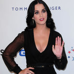 Katy Perrys sms till Kristen Stewart om Robert Pattinson: “Det är olyckligt att jag har en uppsättning t*ttar”!