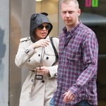 Lindsay Lohan drog på sig en öronmössa och tog en promenad!
