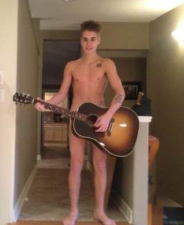 Justin Bieber hyllar sin mormor naken…