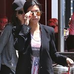 Kourtney Kardashian käkade lunch med sina vänner!