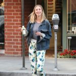 Whitney Port kör på avslappnad stil i Los Angeles!