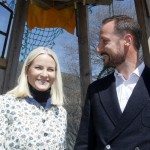 Så har du aldrig sett Mette-Marit och Haakon förut