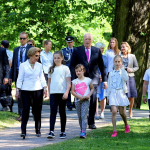 Stort bildspel! Haralds och Sonjas mysiga dag med barnbarnen