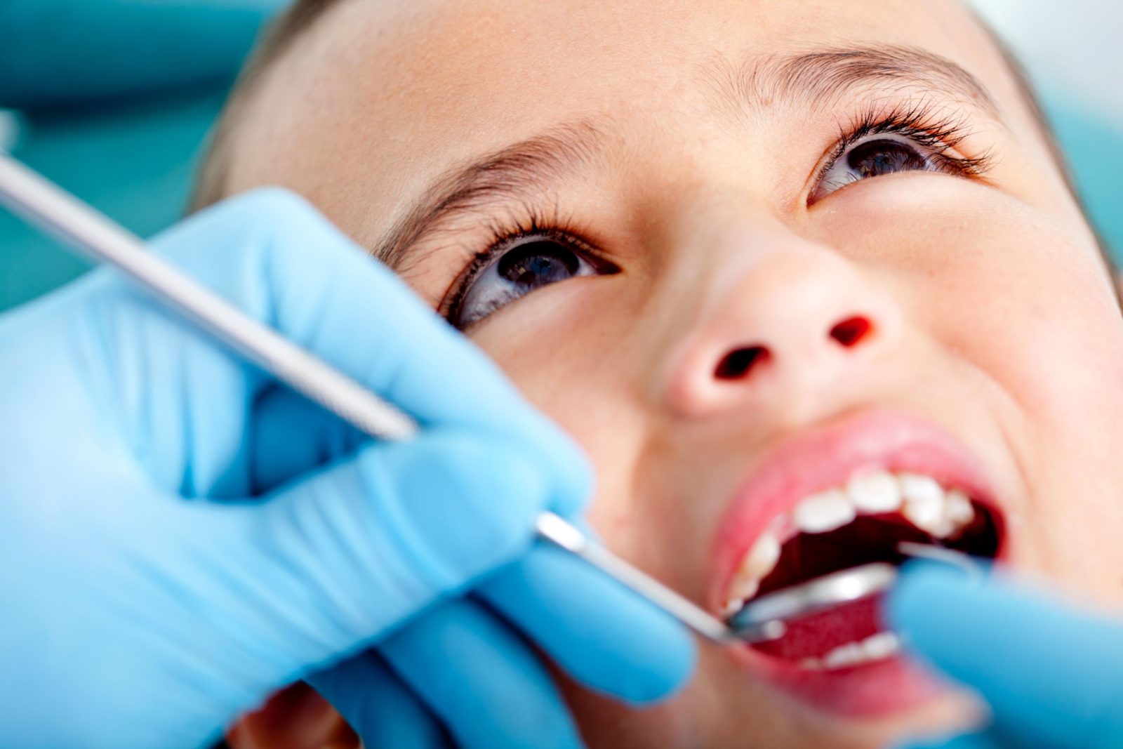 Förhindra att dina barn får hål i tänderna med hjälp av lågkolhydratkost