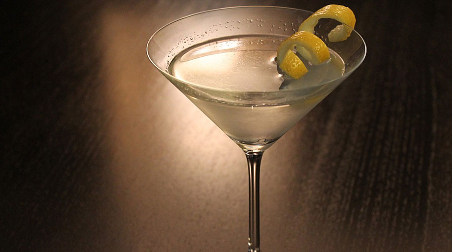 Så blandar du en Vodka Martini – med 5 bästa vodkasorterna