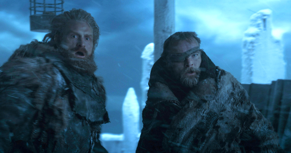 Fans smygfotar skådisarna i Game of Thrones – avslöjar något vi alla undrat