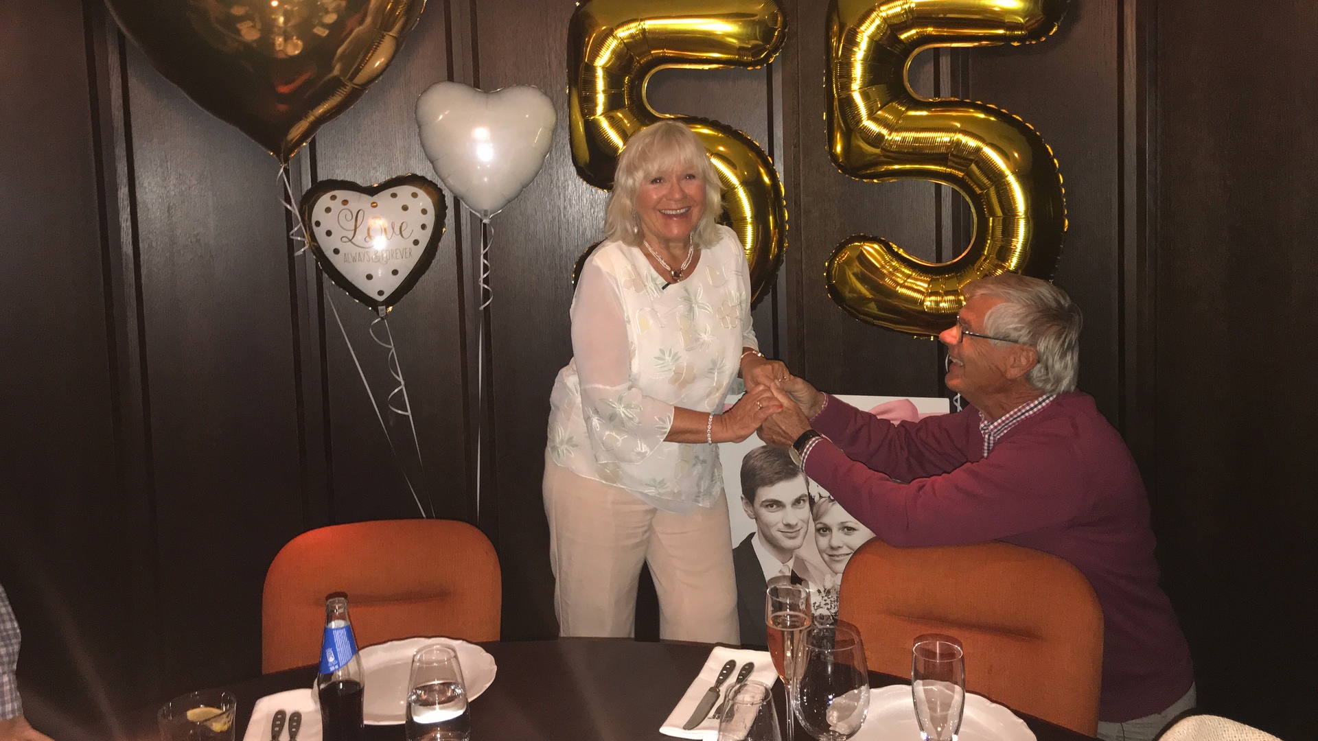 Pernilla Wahlgren firar  50 – efter nya frieriet
